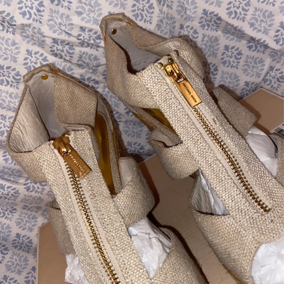 💫Michael Kors wedge heel sandals💫 - Picture 2 of 5